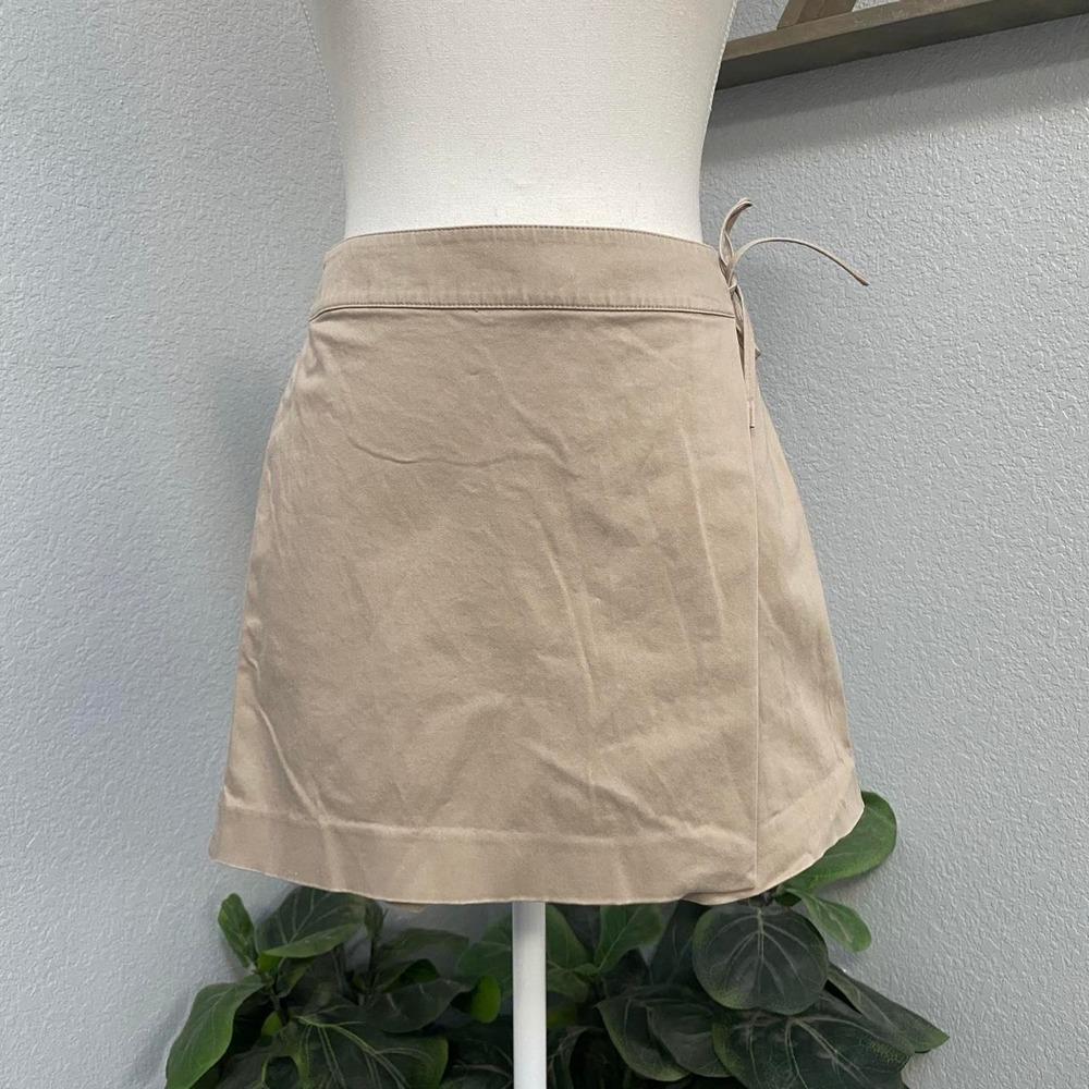 ANN TAYLOR KHAKI TAN MINI WRAP SKORT TIE ZIP CLOSURE SKIRT SHORTS Y2K ACADEMIA